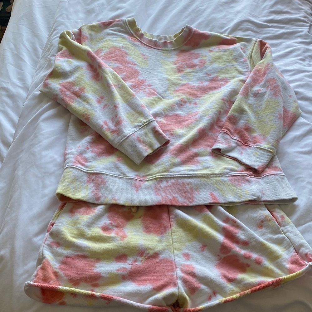 Warm up outfit
